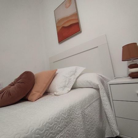 Apartamento En Toledo Ideal Para Visitas A Puy Du Fou 外观 照片