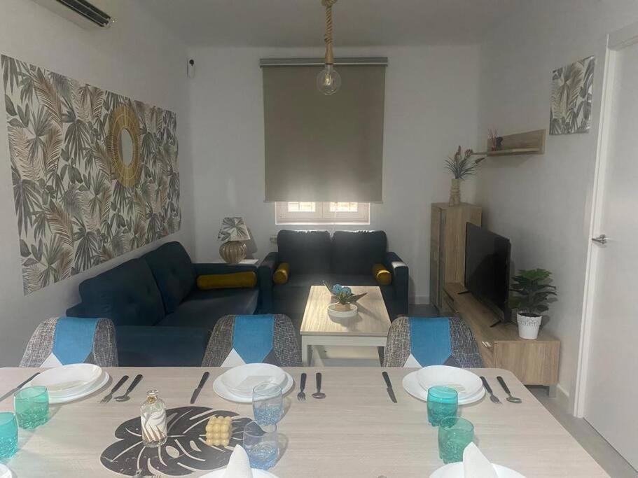 Apartamento En Toledo Ideal Para Visitas A Puy Du Fou 外观 照片