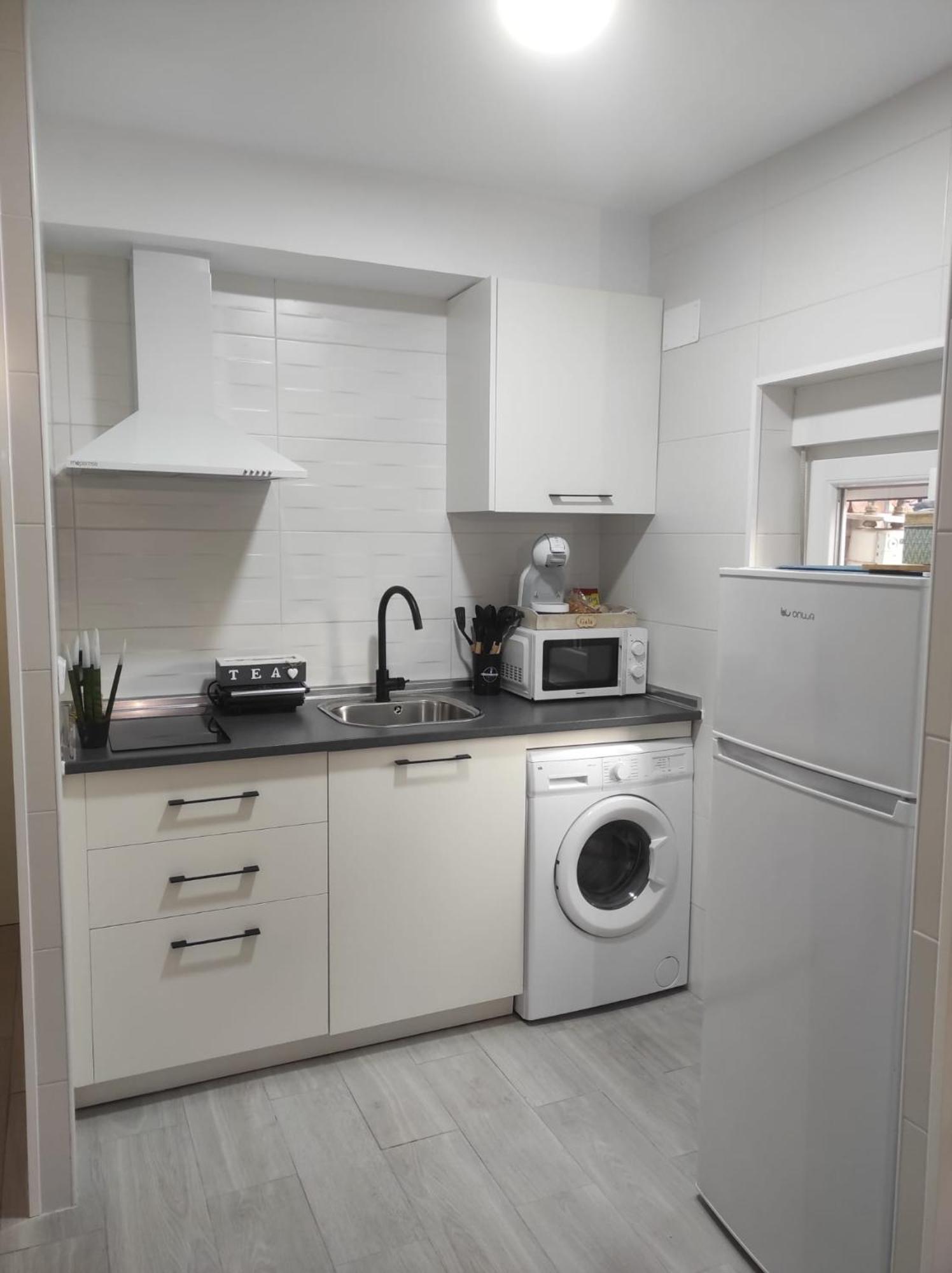 Apartamento En Toledo Ideal Para Visitas A Puy Du Fou 外观 照片